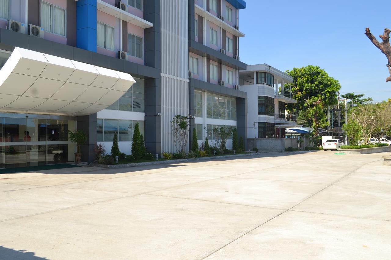 Hotel Broadway Yangon Ngoại thất bức ảnh