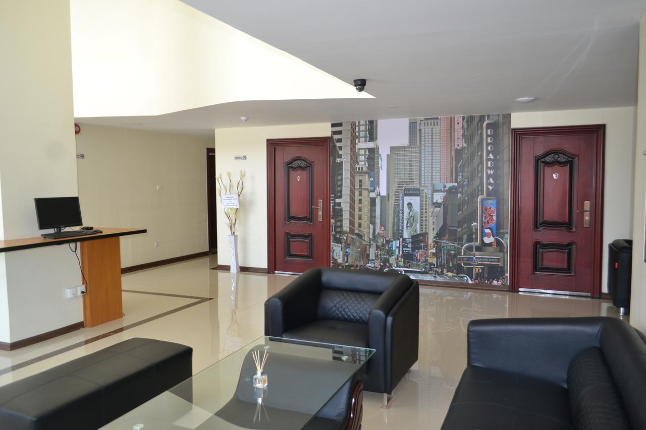 Hotel Broadway Yangon Ngoại thất bức ảnh