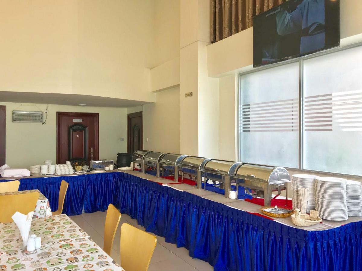 Hotel Broadway Yangon Ngoại thất bức ảnh