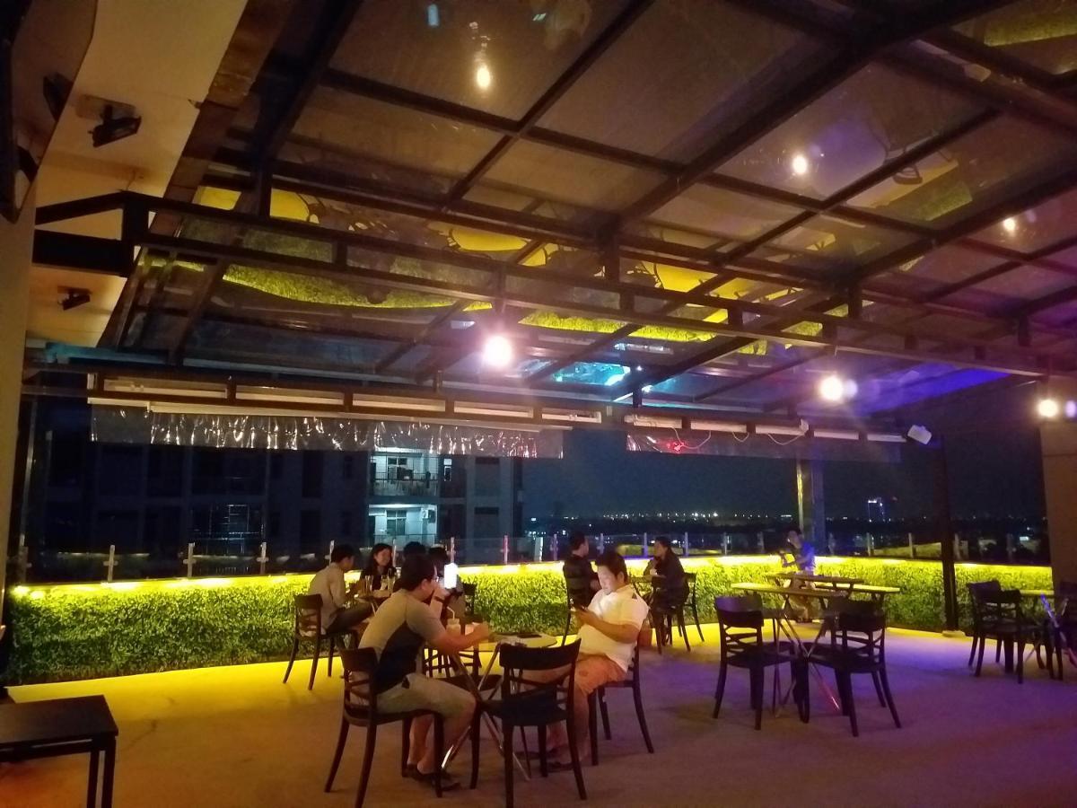 Hotel Broadway Yangon Ngoại thất bức ảnh